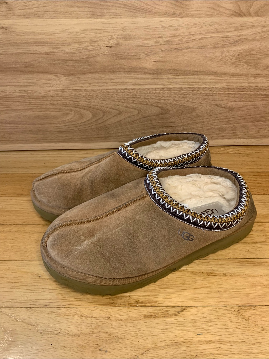 Ugg Tazman Slippers - Size 7